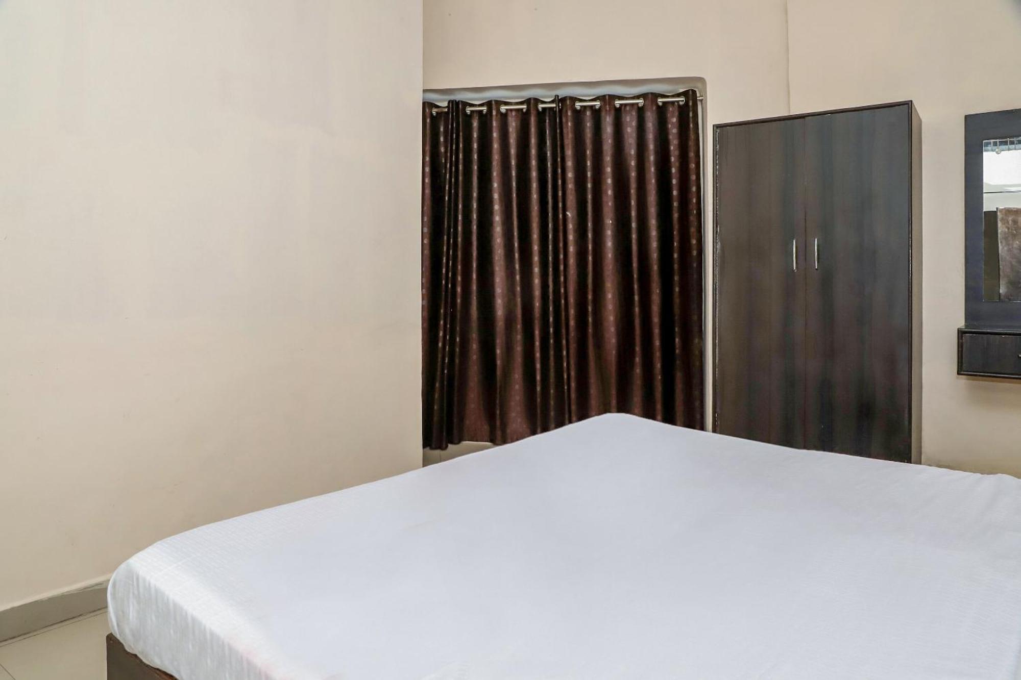 Oyo Hotel Duke Inn Jhansi Exterior photo