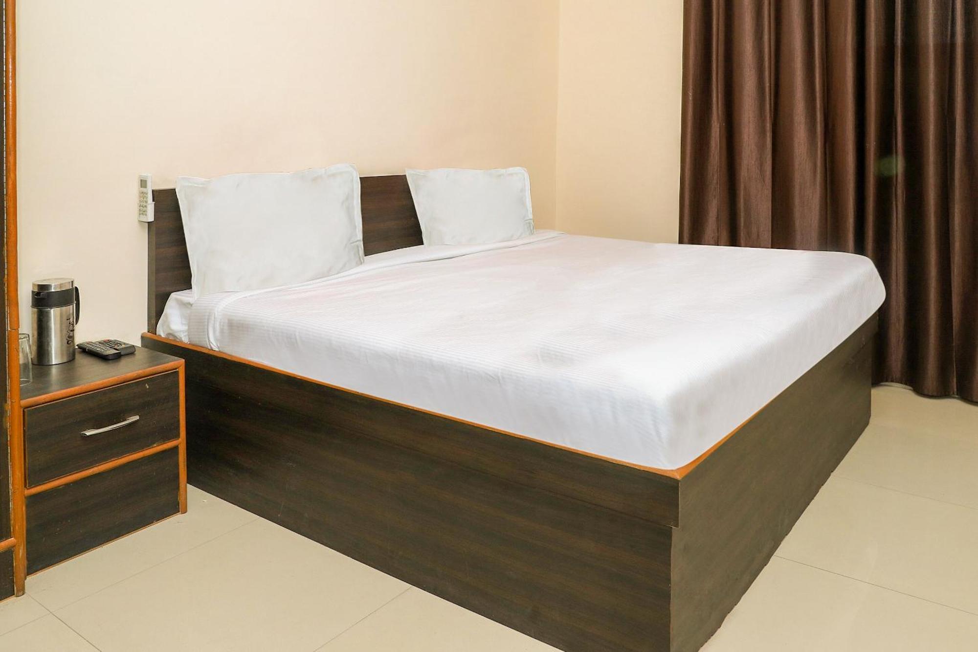 Oyo Hotel Duke Inn Jhansi Exterior photo