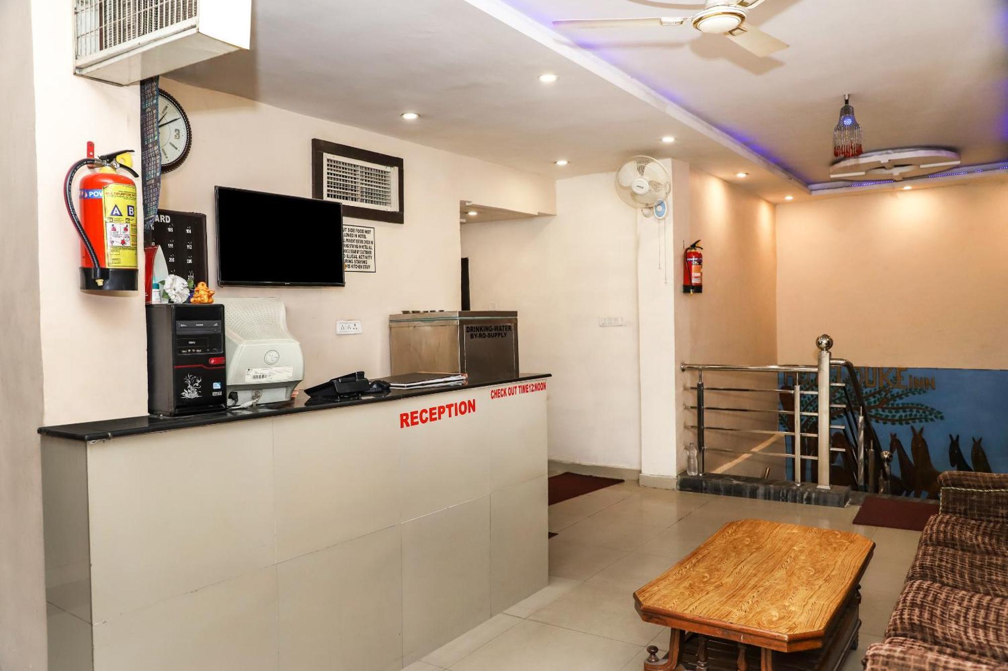Oyo Hotel Duke Inn Jhansi Exterior photo
